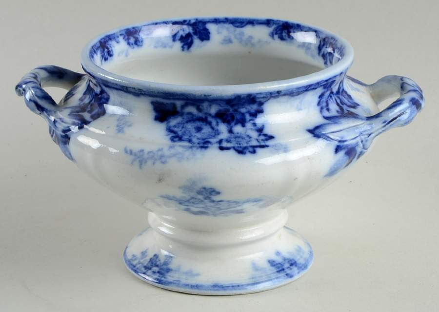 Messina Sauce Boat No Lid by Royal Cauldon-1