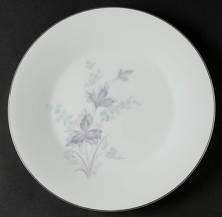 Sharon Dinner Plate by Royal Crest (Japan)-1