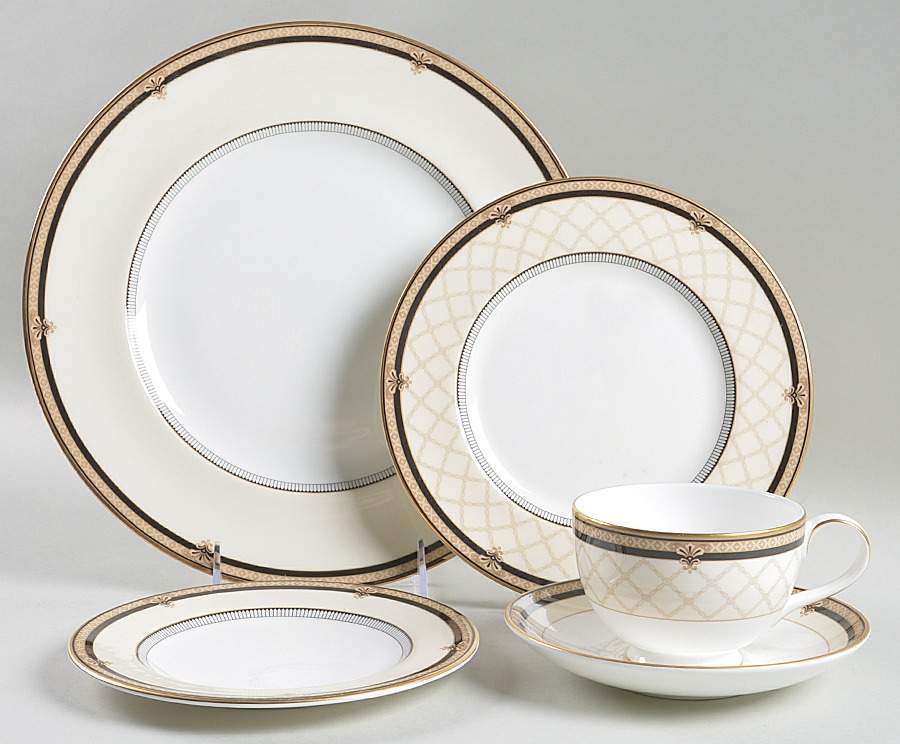 Baroness 5 Piece Place Setting by Royal Doulton-1