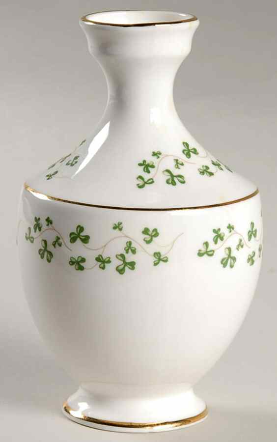 Shamrock 5" Vase by Royal Tara-1
