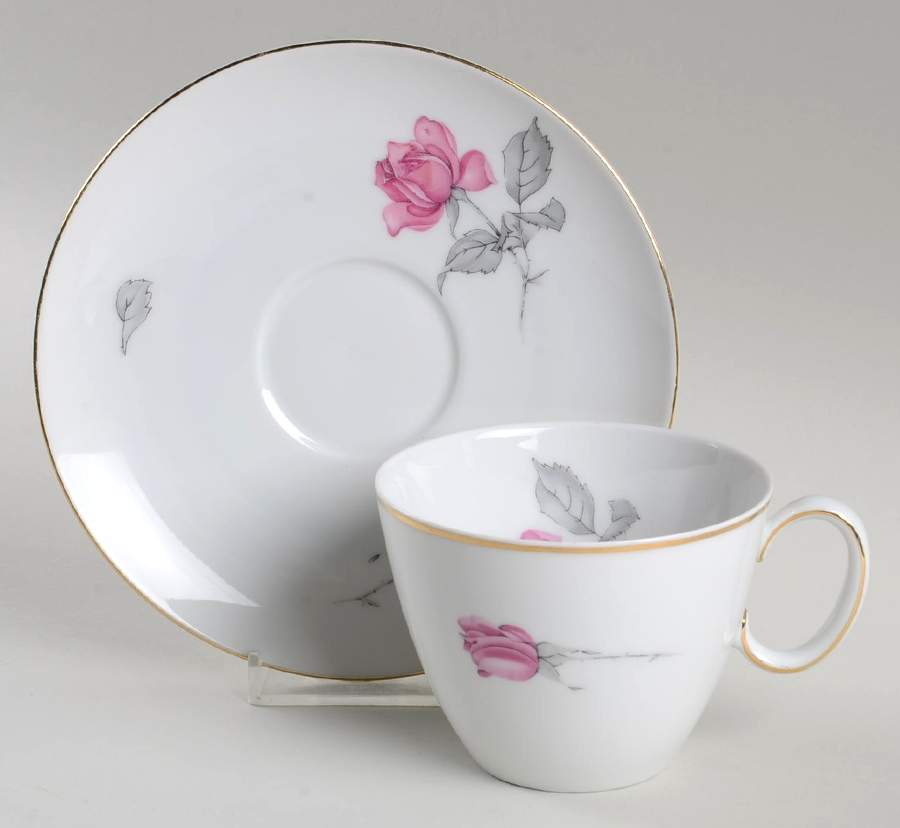675 Flat Cup & Saucer Set by Royal Palatine-1