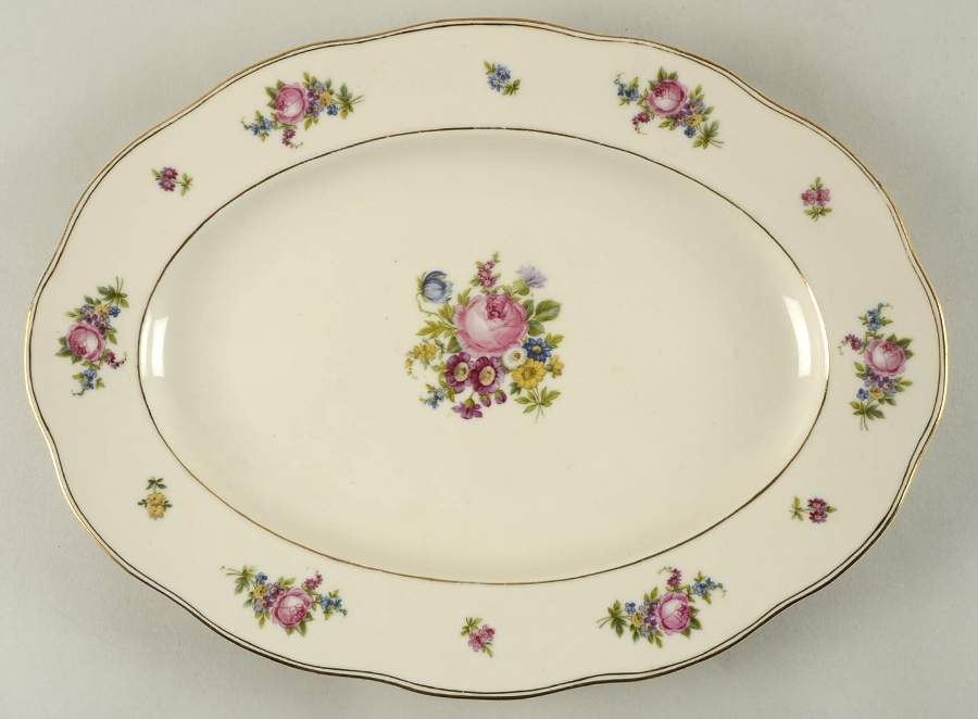 RBO10 15" Oval Serving Platter by Royal Bohemian-1