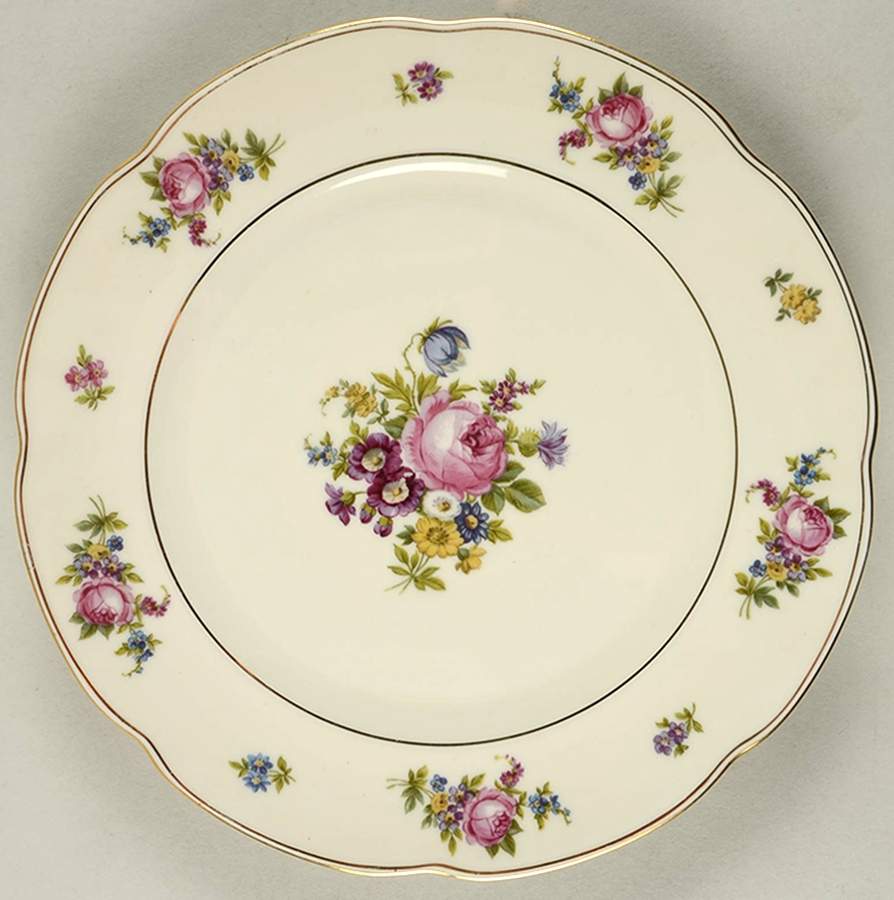 RBO10 Dinner Plate by Royal Bohemian-1