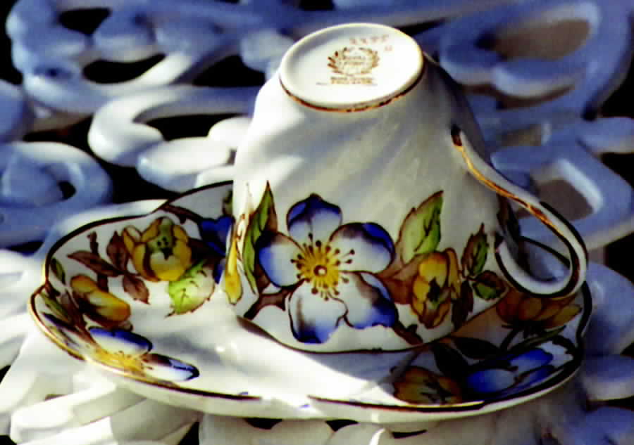 2255H Flat Cup & Saucer Set by Royal York (England)-1