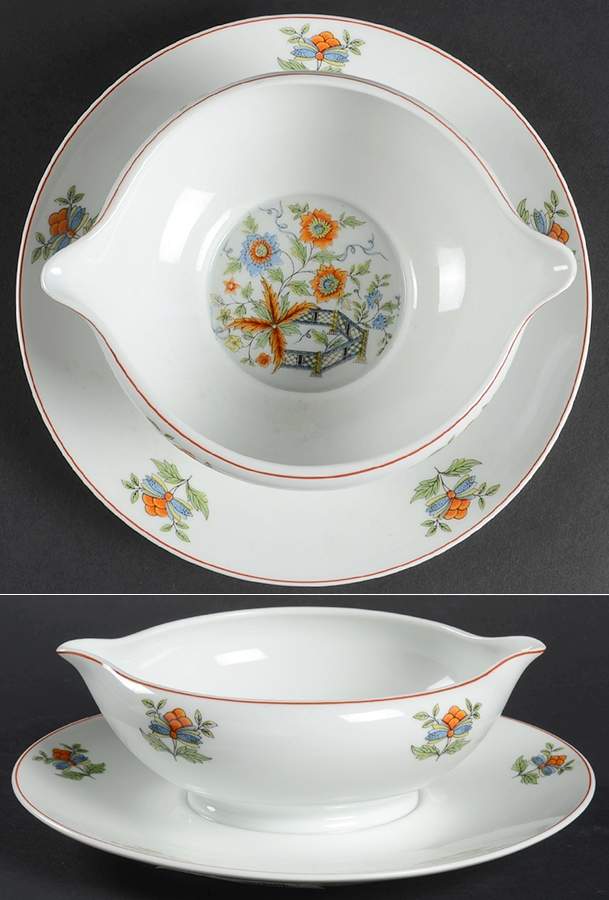 Petit Jardin Gravy Boat with Attached Underplate by Royal Chapus-1