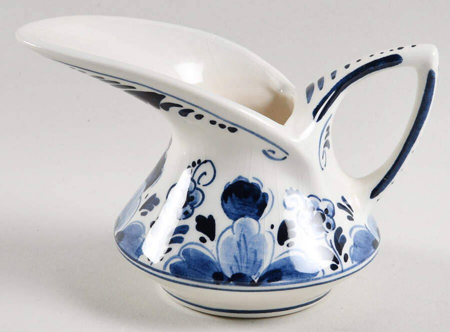 Delfts Blauw Mini Pitcher by Regina (Holland)-1