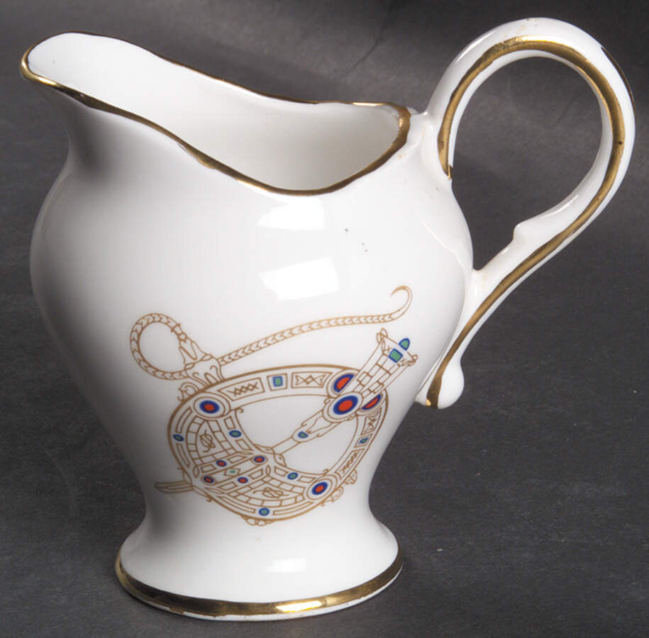 Tara Brooch (Smooth) Mini Creamer by Royal Tara-1