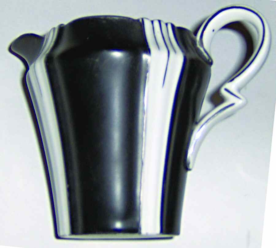 9378 Creamer by Royal Albert-1