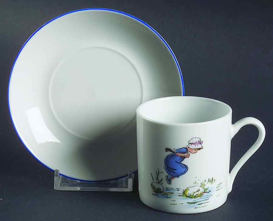 REU5 Flat Cup & Saucer Set by Reutter Porzellan-1