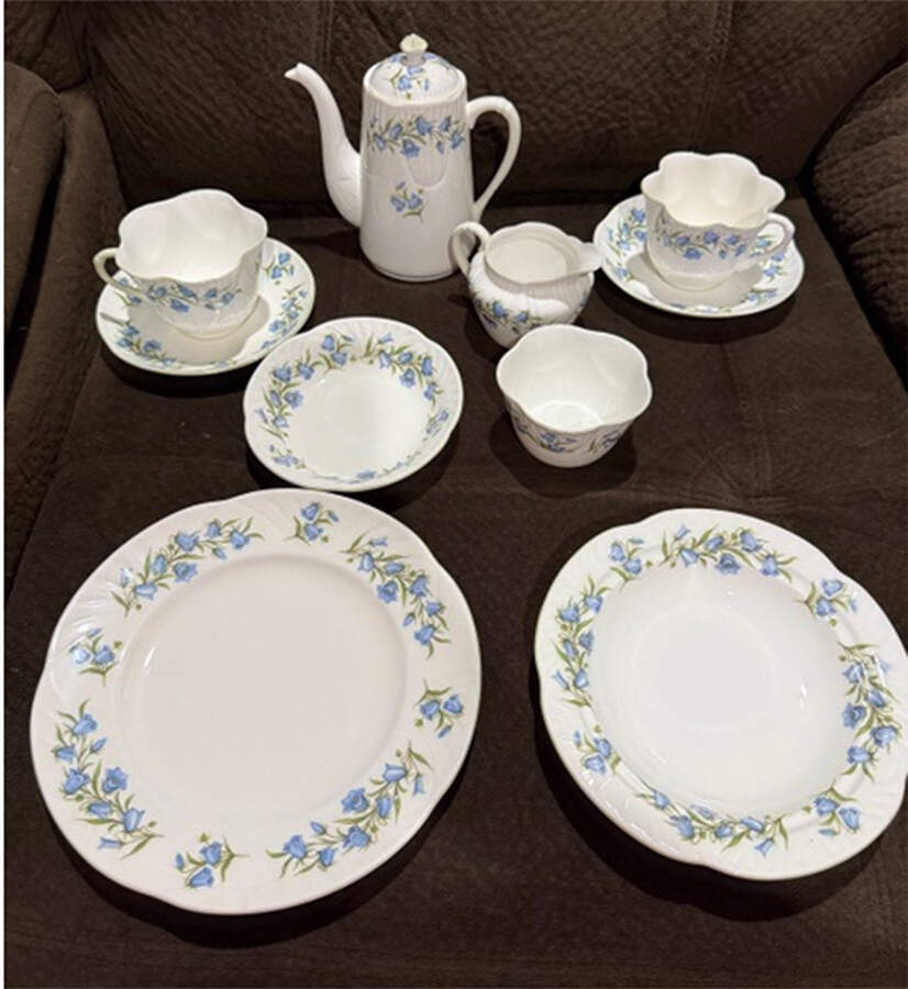 Blue Bell Dinner Plate by Royal York (England)-1