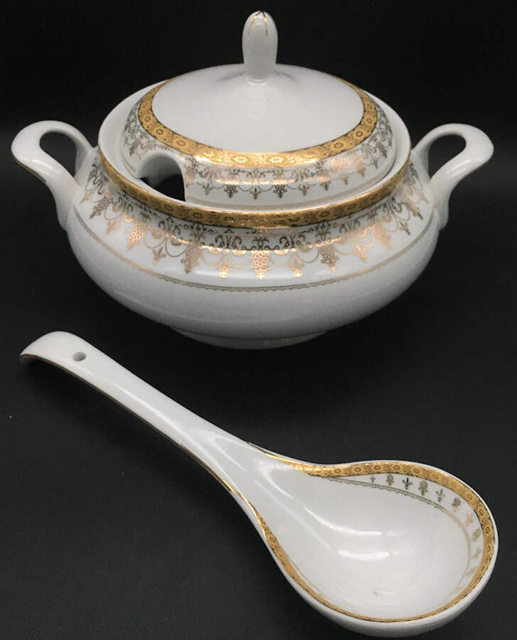 RVG1 Tureen & Lid w/Ladle by Royal Vienna-China-1
