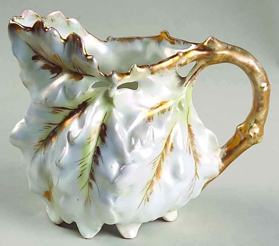 Oak Leaf Creamer by Royal Bayreuth-1