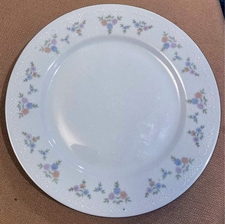 RGT8 Dinner Plate by Regent (China)-1