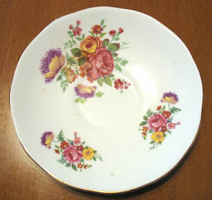 2952k Saucer by Royal York (England)-1