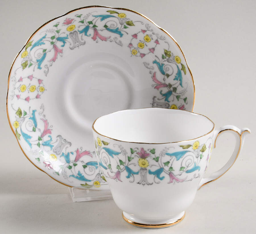 Ravenna Flat Cup & Saucer Set by Roslyn (England)-1