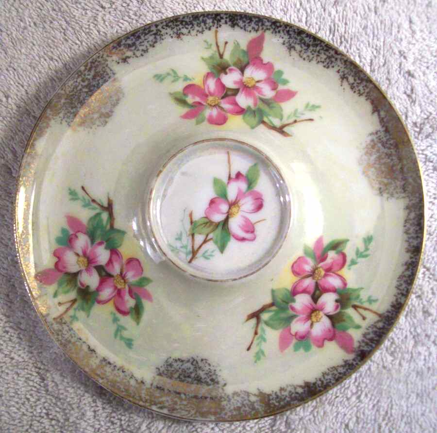 7749 Saucer by Royal Ainsley-1