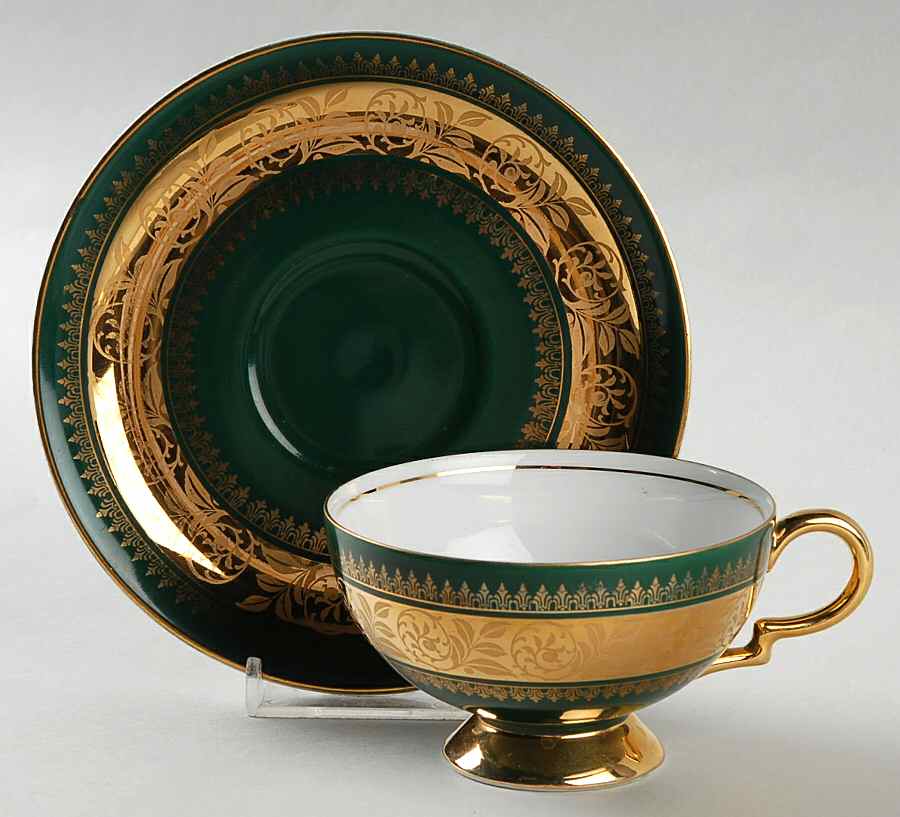 6771 Green Footed Cup & Saucer Set by Rudolf Wachter-1