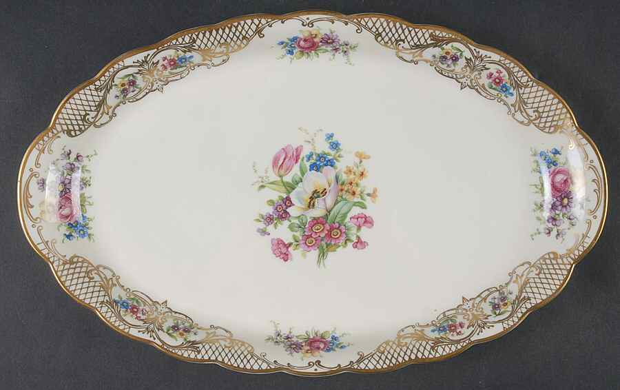 ROB418 12" Oval Serving Platter by Royal Bayreuth-1