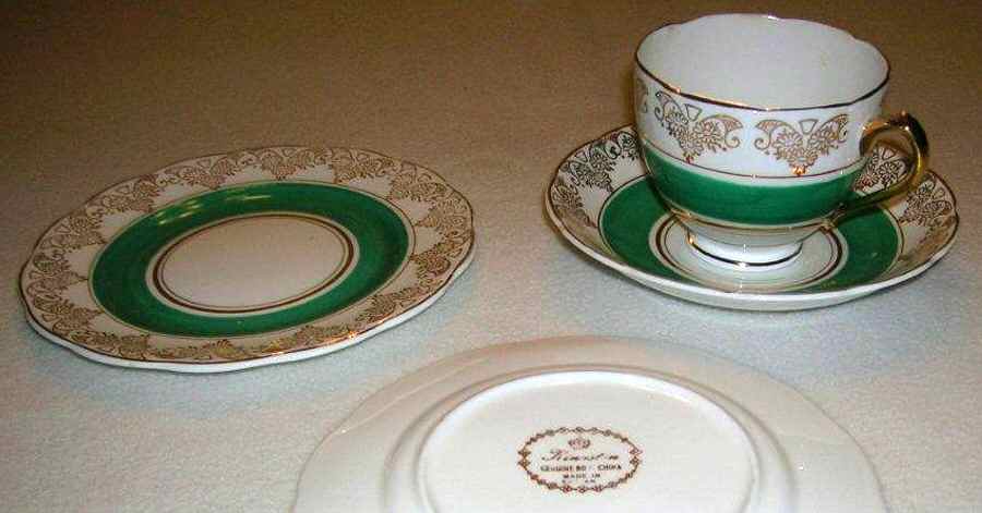 RKP1 Footed Cup & Saucer Set by Royal Kingston-1