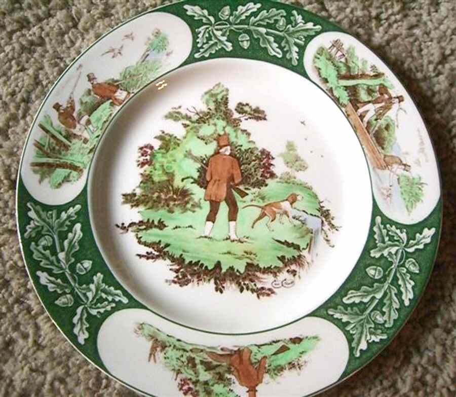 ROS58 Dinner Plate by Royal Staffordshire-1