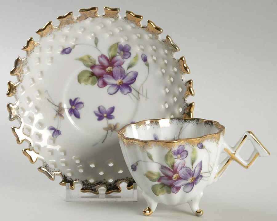 10A14 Footed Cup & Saucer Set by Relco (Japan)-1