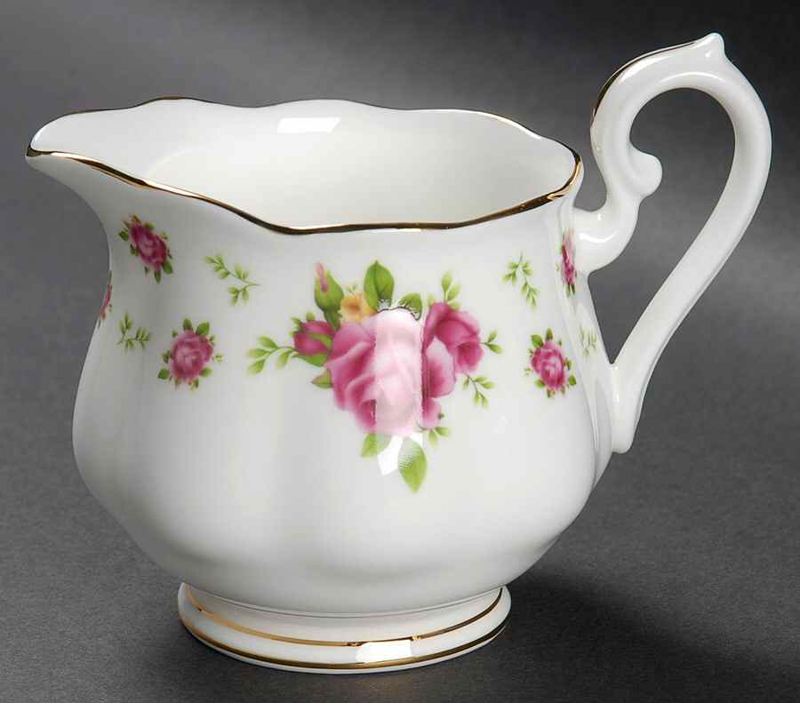 New Country Roses White Creamer by Royal Albert-1