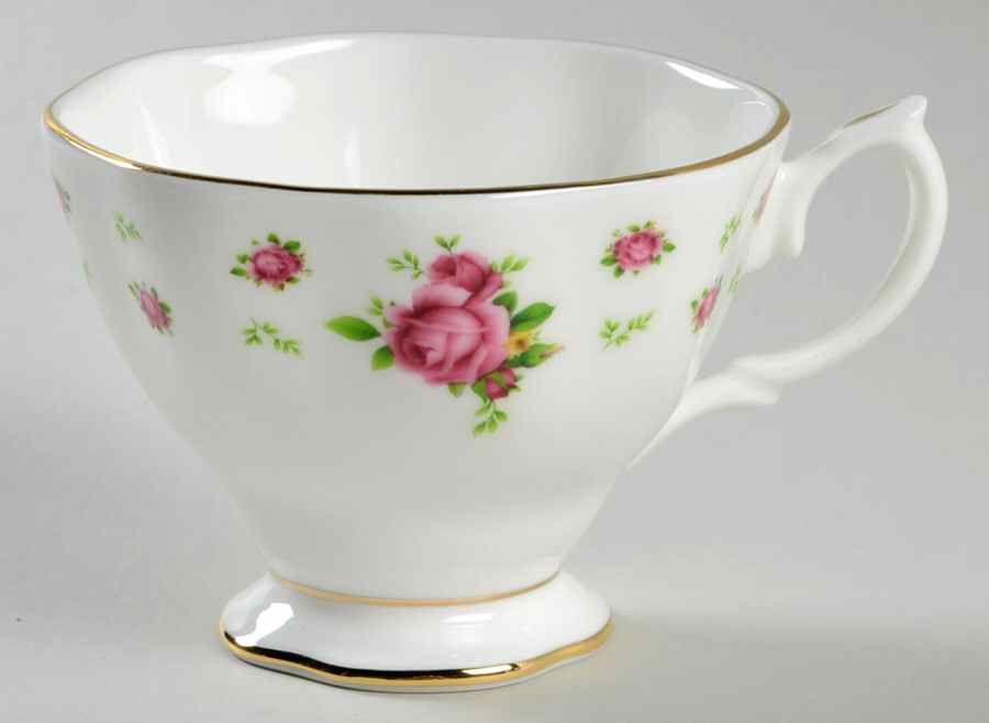 New Country Roses White Footed Cup by Royal Albert-1