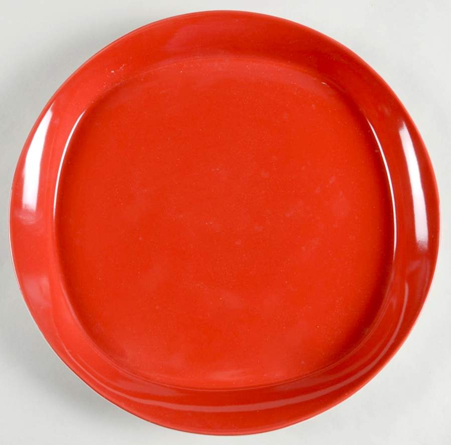 Round and Square Red Dinner Plate by Rachael Ray-1