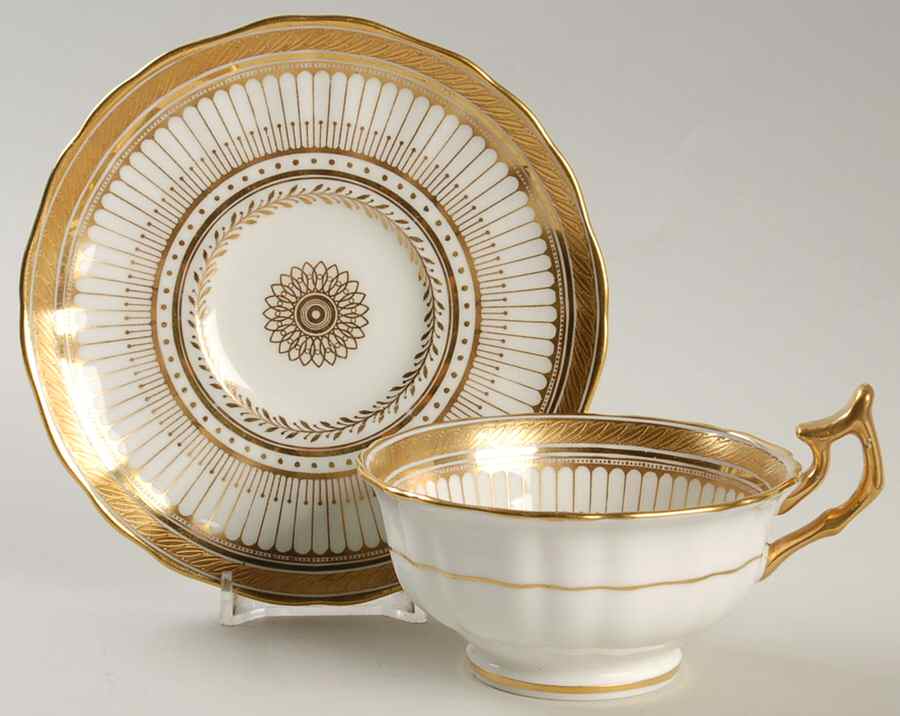 L5303 Footed Cup & Saucer Set by Royal Cauldon-1