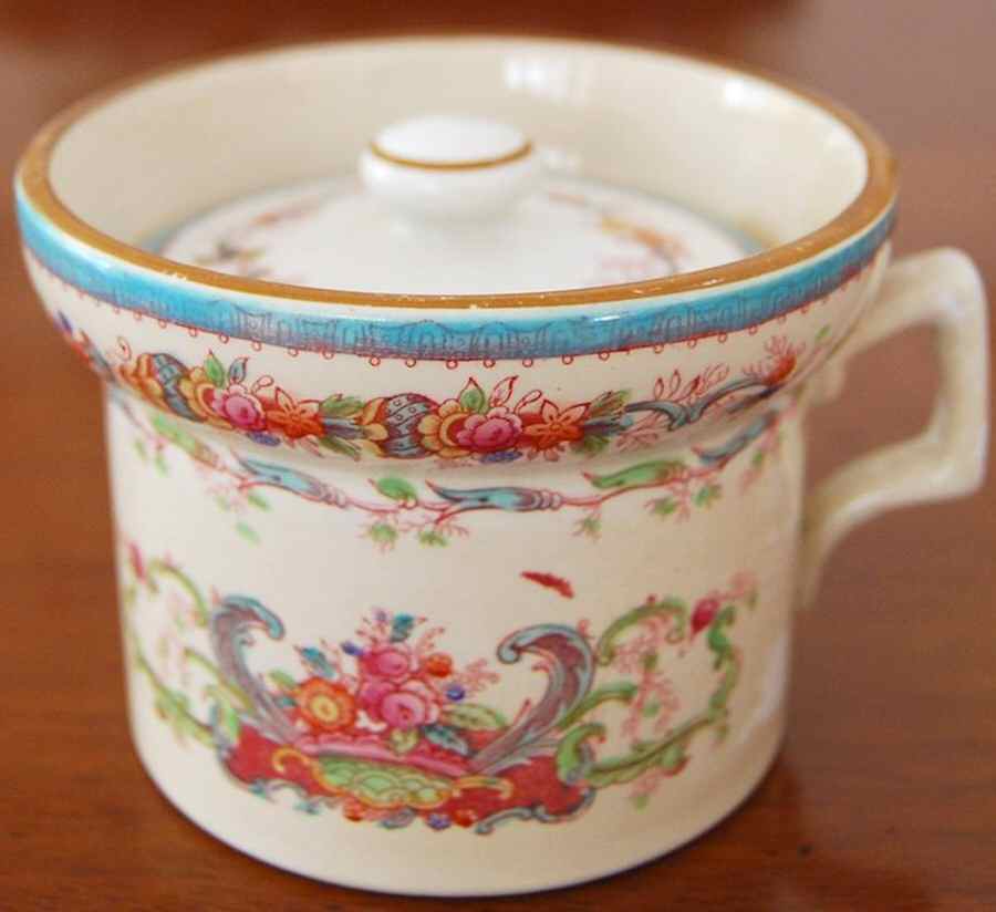 H9170 2 Pc Pot de Creme w/Lid & Base by Royal Cauldon-1