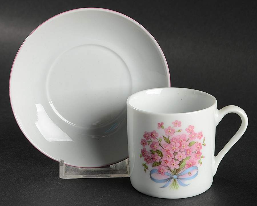 REU7 Flat Demitasse Cup & Saucer Set by Reutter Porzellan-1