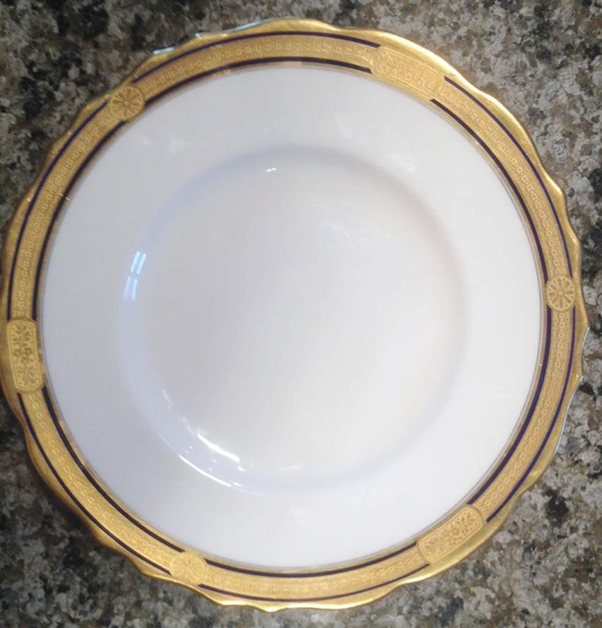 V3790 Dinner Plate by Royal Cauldon-1