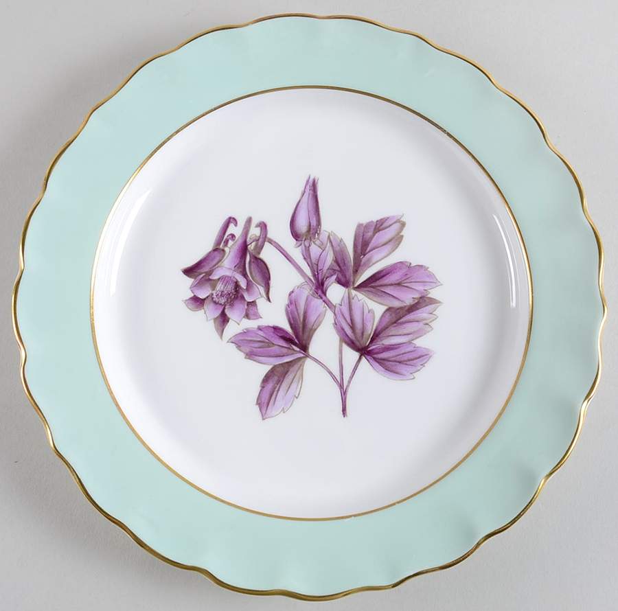 Z2091 (Scalloped) Luncheon Plate by Royal Worcester-1
