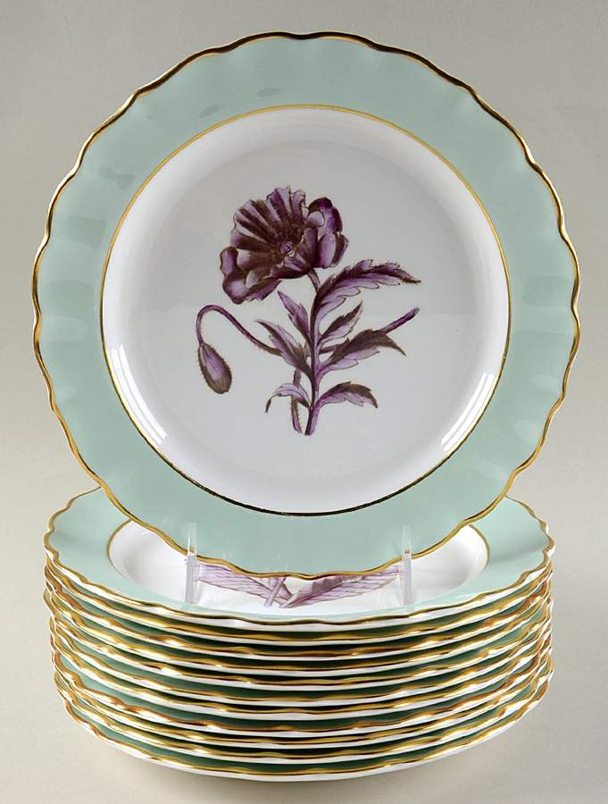 Z2091 (Scalloped) Luncheon Plate - Set of 12 Motifs by Royal Worcester-1