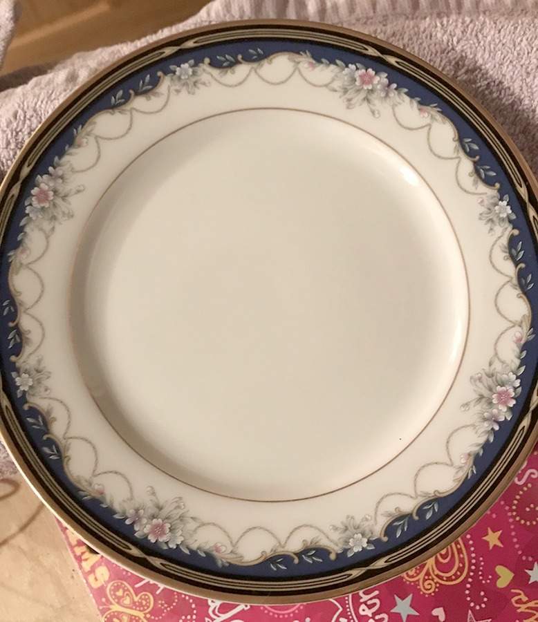 RFP4 Dinner Plate by Royal Sheffield Porcelain-1