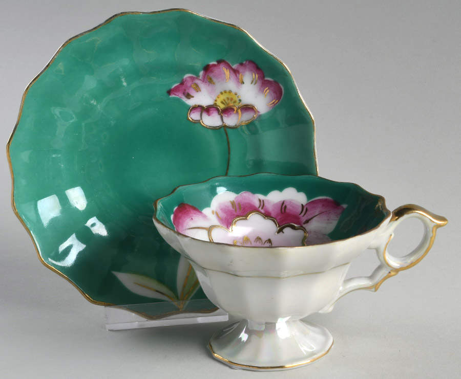 7865 Green Footed Cup & Saucer Set by Royal Carlton-1