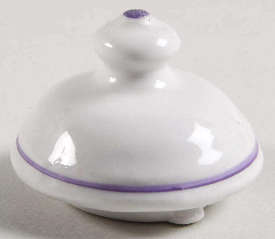 REU13 Lid for Child's Coffee Pot by Reutter Porzellan-1