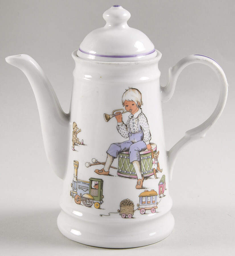 REU13 Child's Coffee Pot & Lid by Reutter Porzellan-1