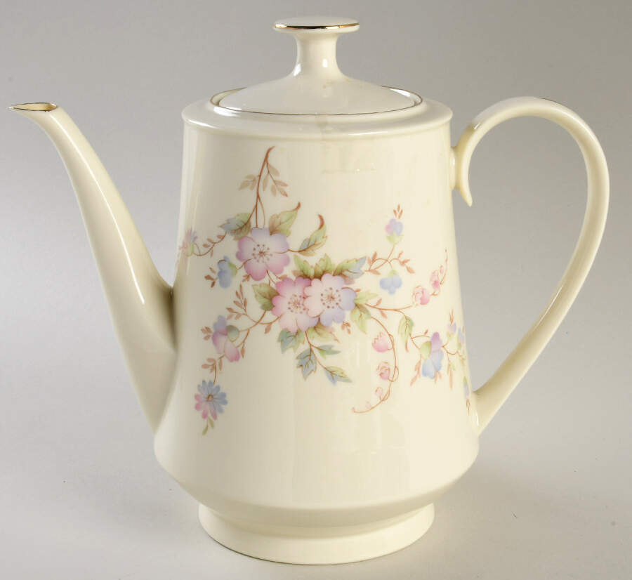 Romance (Gold Trim) Coffee Pot & Lid by Sadler-1