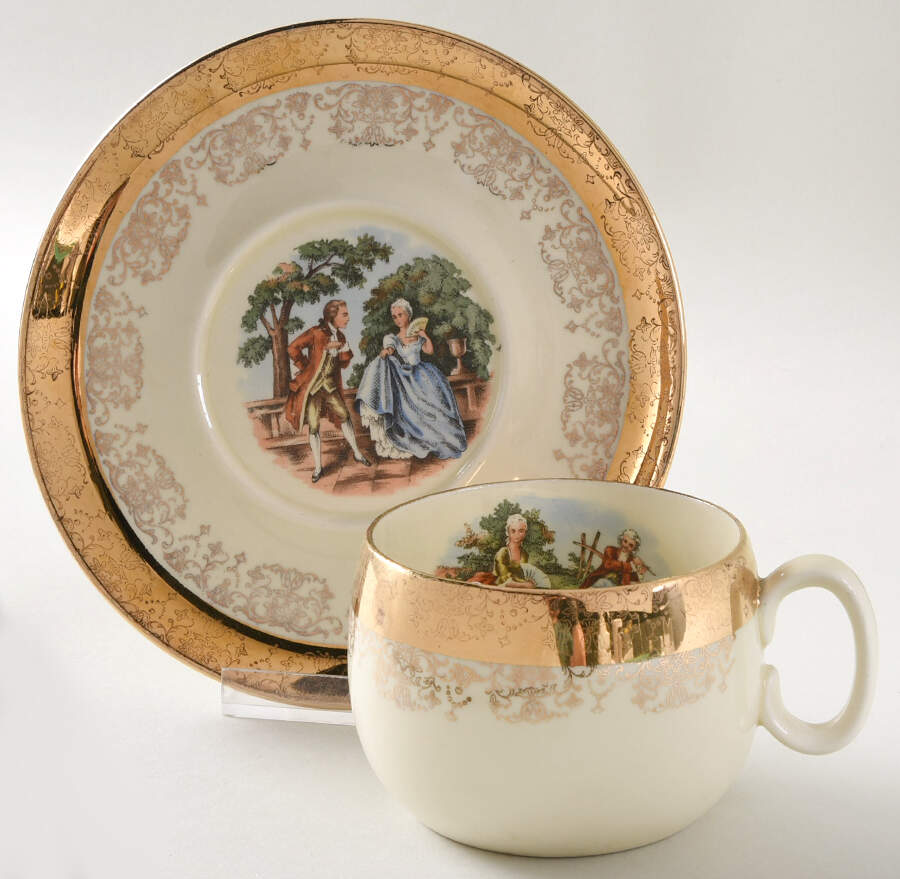 SAB1 Flat Cup & Saucer Set by Sabin-1