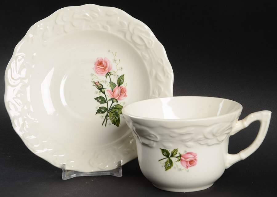 SAB12 Flat Cup & Saucer Set by Sabin-1