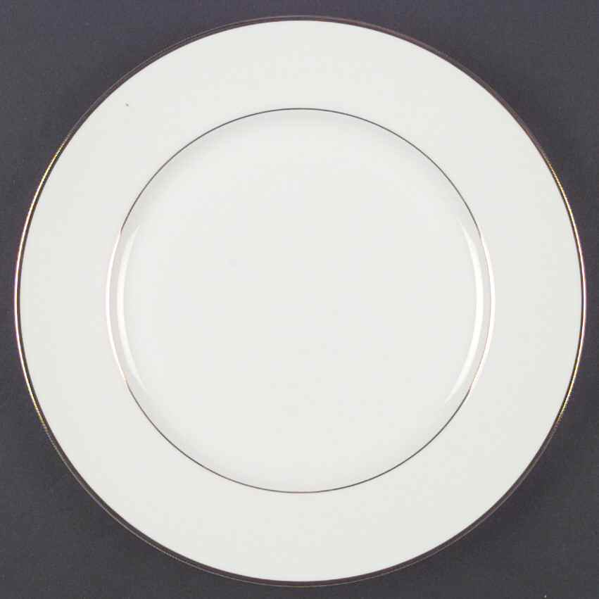 Savoy Dinner Plate by Sango-1