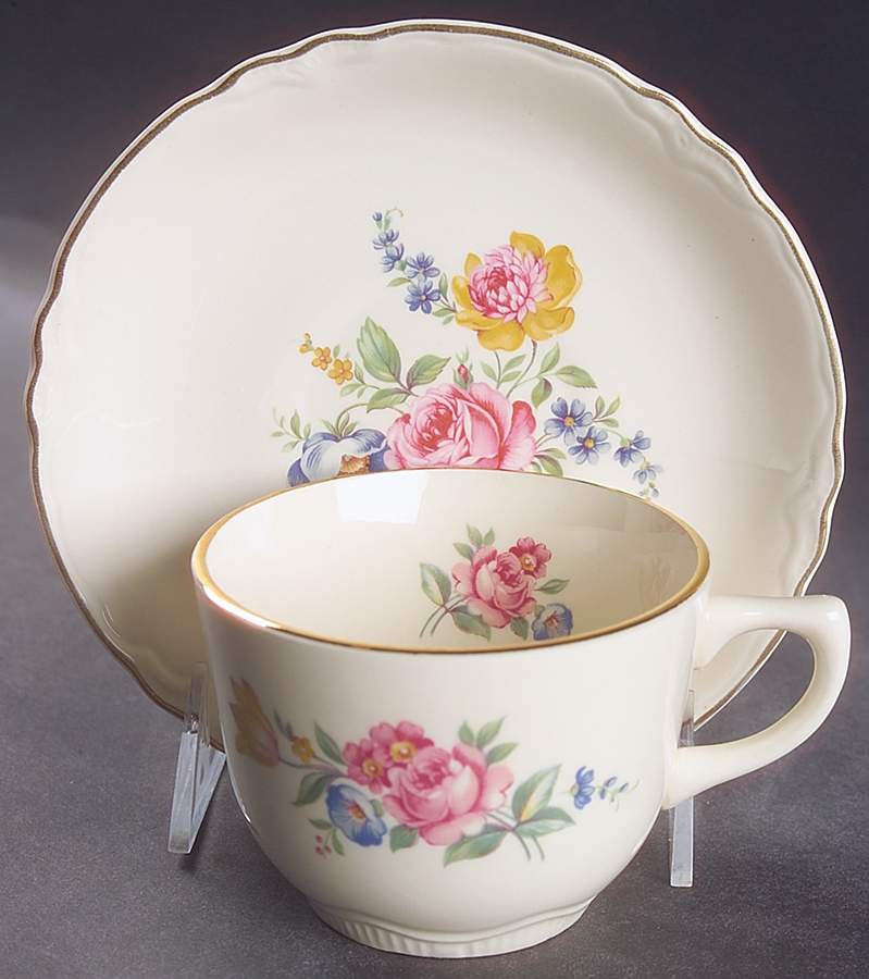 Hazel Flat Cup & Saucer Set by SCIO-1