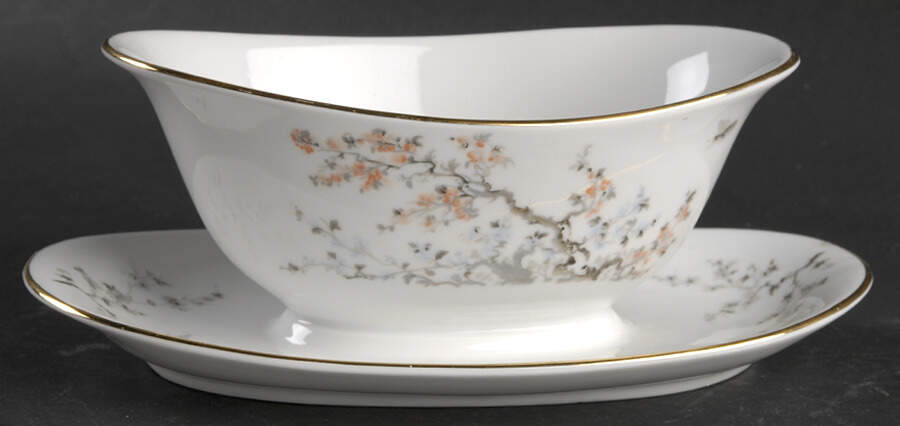 Mandarin Gravy Boat with Attached Underplate by Schumann - Bavaria-1