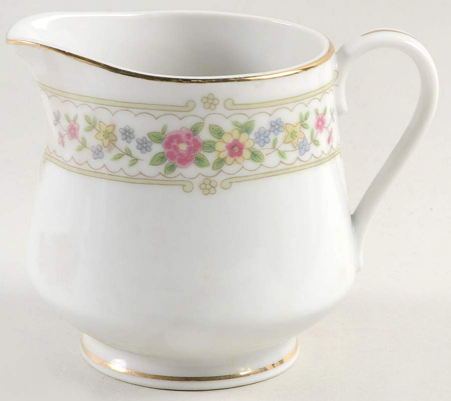 Isabella Creamer by SC Japan-1