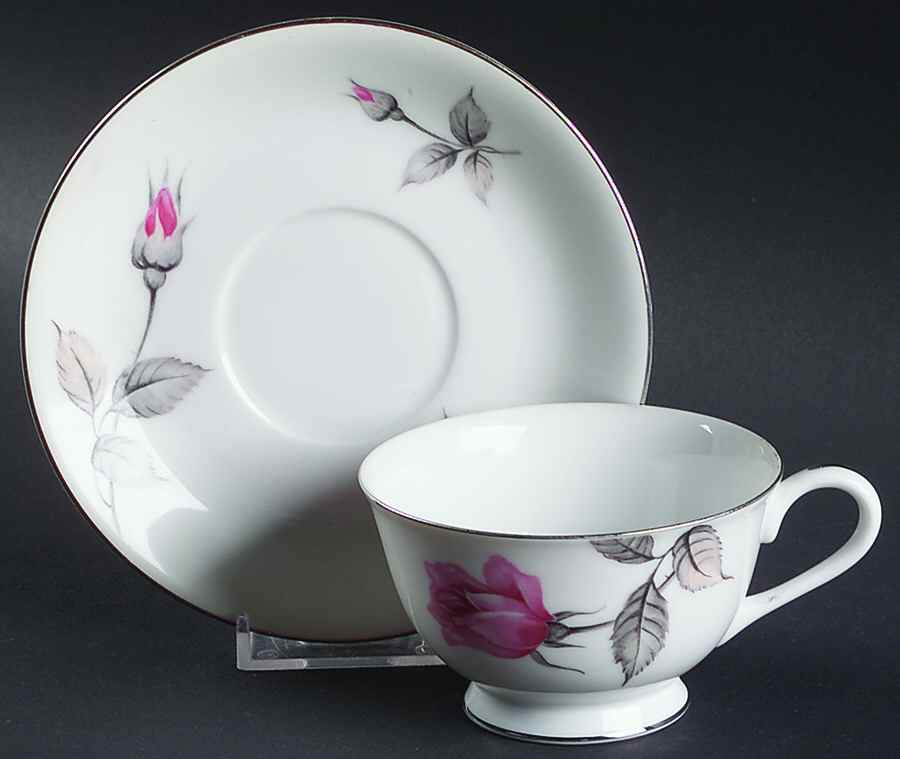 Venna Footed Cup & Saucer Set by SC Japan-1
