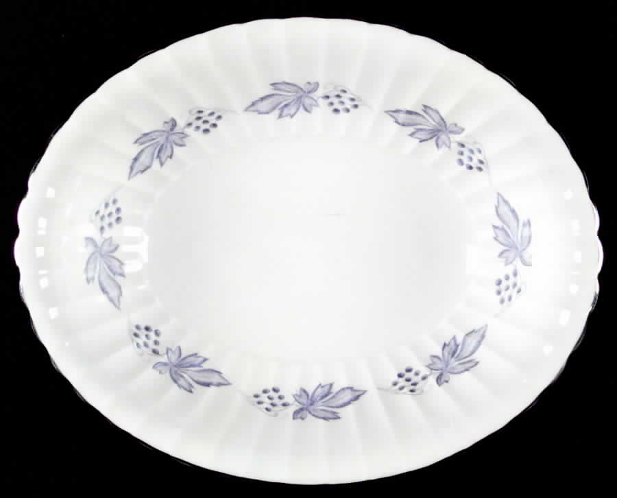 Blue Vine 10" Oval Vegetable Bowl by Susie Cooper-1