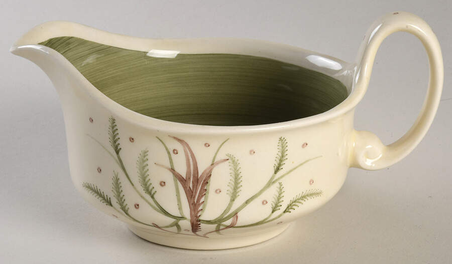 Chinese Fern Green Round Gravy Boat by Susie Cooper-1