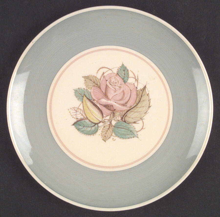 Patricia Rose Green (Green Rim, Pink Ring) Salad Plate by Susie Cooper-1