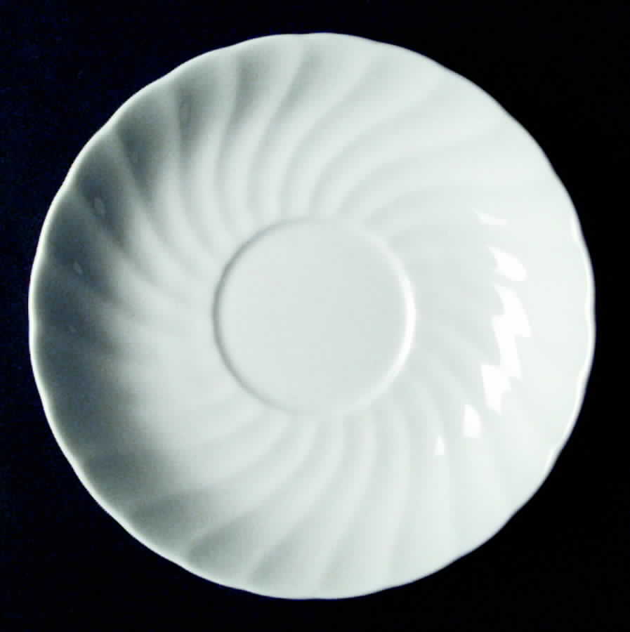 Pirouette Saucer by Susie Cooper-1